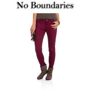 No Boundaries Low Rise Stretch Fabric Skinny Fit Jeans Size 9